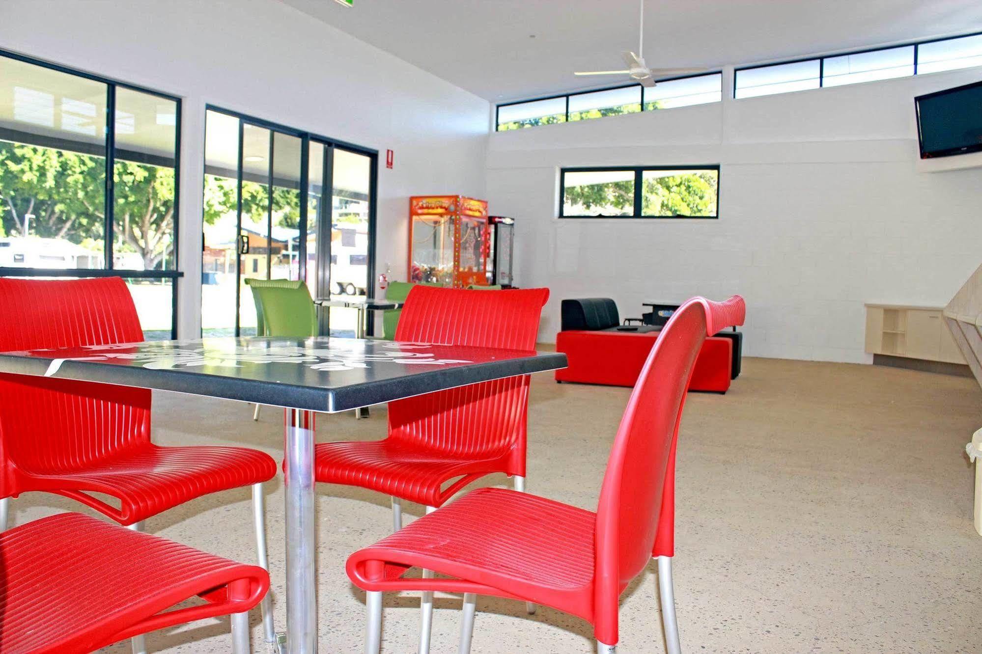 Burleigh Beach Tourist Park Гоулд Коуст Екстериор снимка