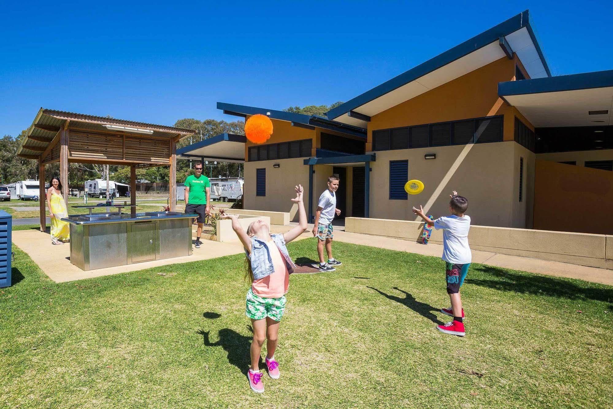 Burleigh Beach Tourist Park Гоулд Коуст Екстериор снимка