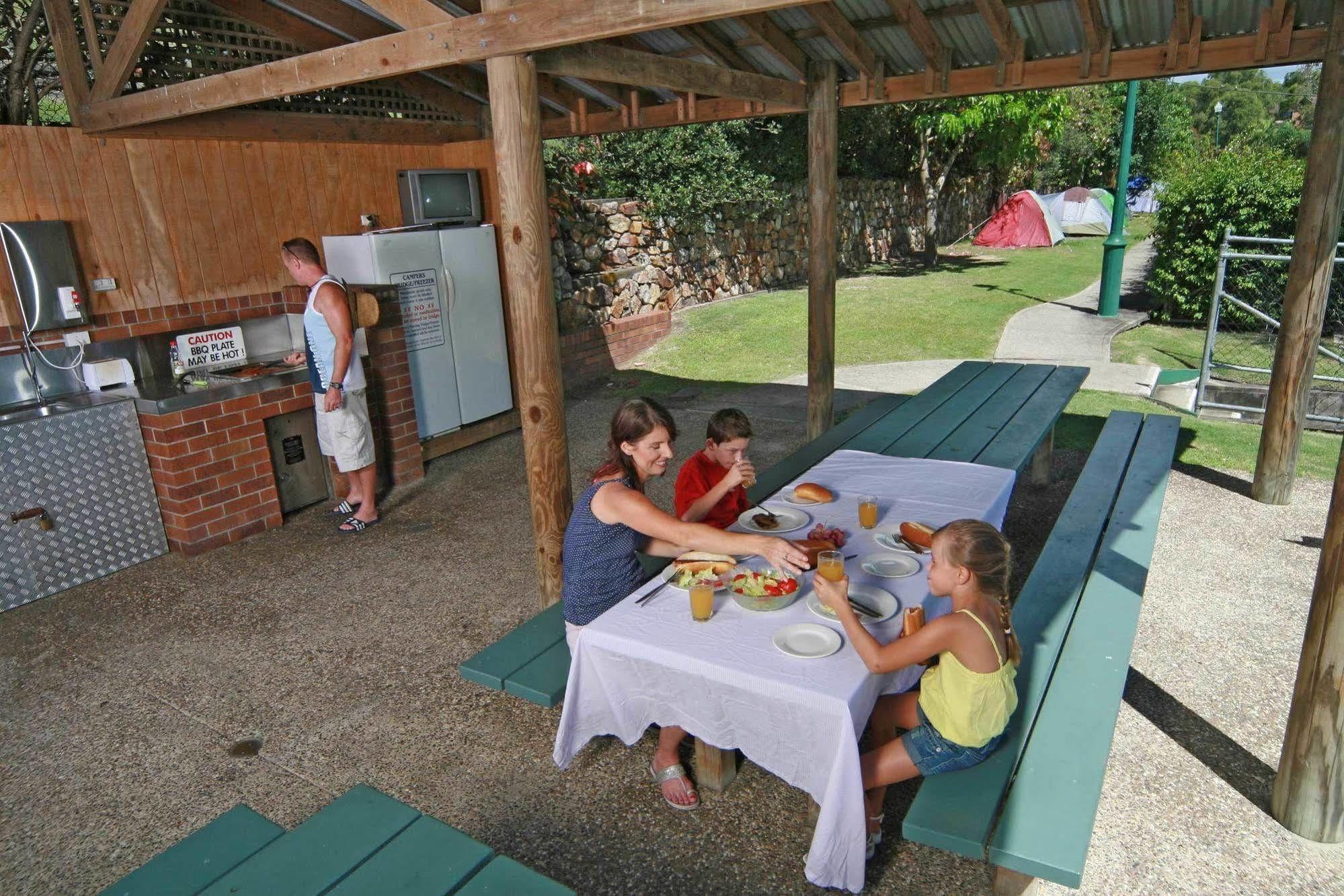Burleigh Beach Tourist Park Гоулд Коуст Екстериор снимка